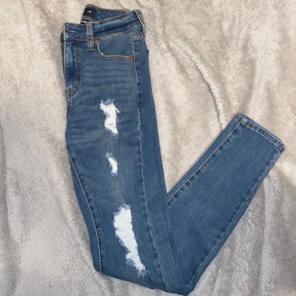 Aeropostale skinny jeans, medium wash, size 0 regular